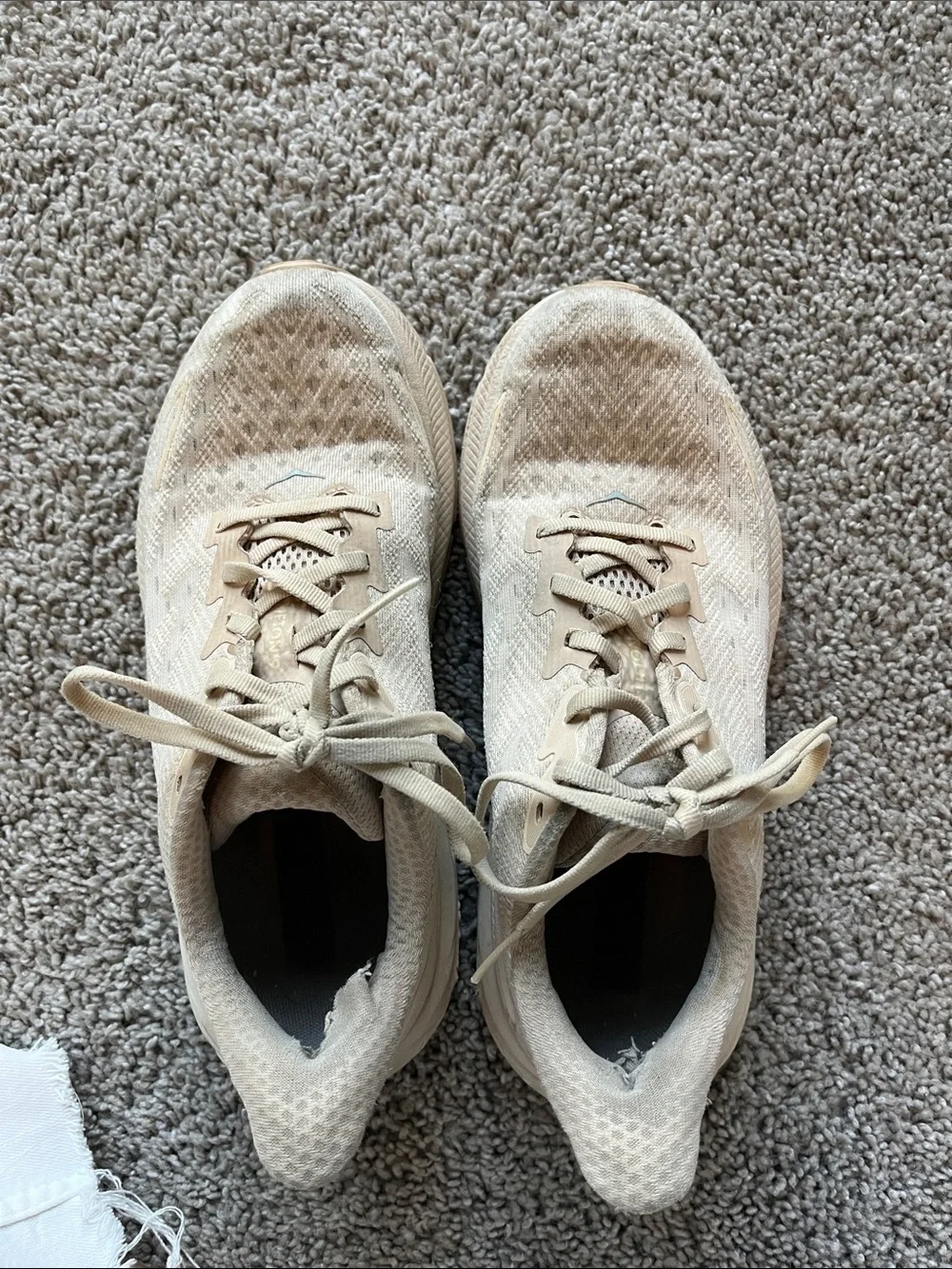 Hoka Clifton 9 Running Shoes Womens 8 Shifting Sand Eggnog Athletic Run Training